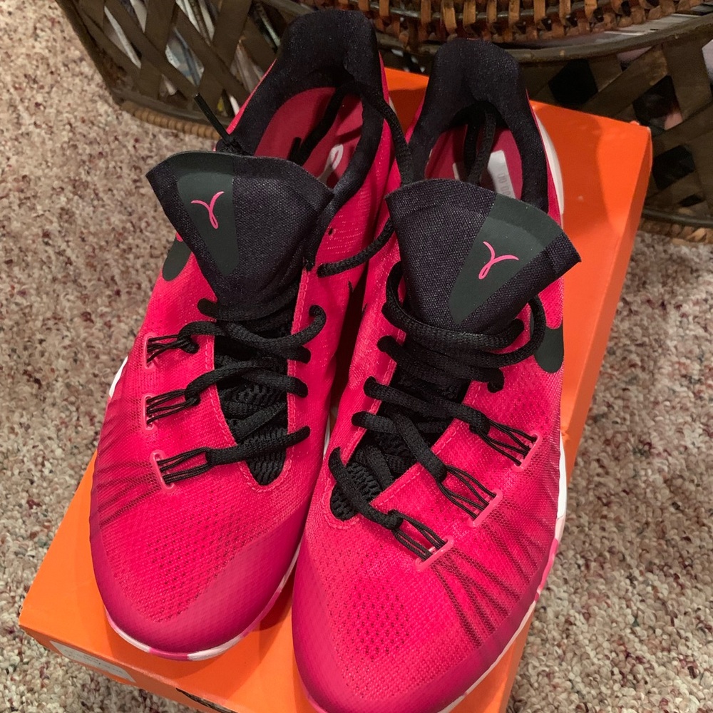 Mike Hyperchase Women's 9.5/Men’s 8